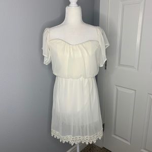 White casual dress size: medium